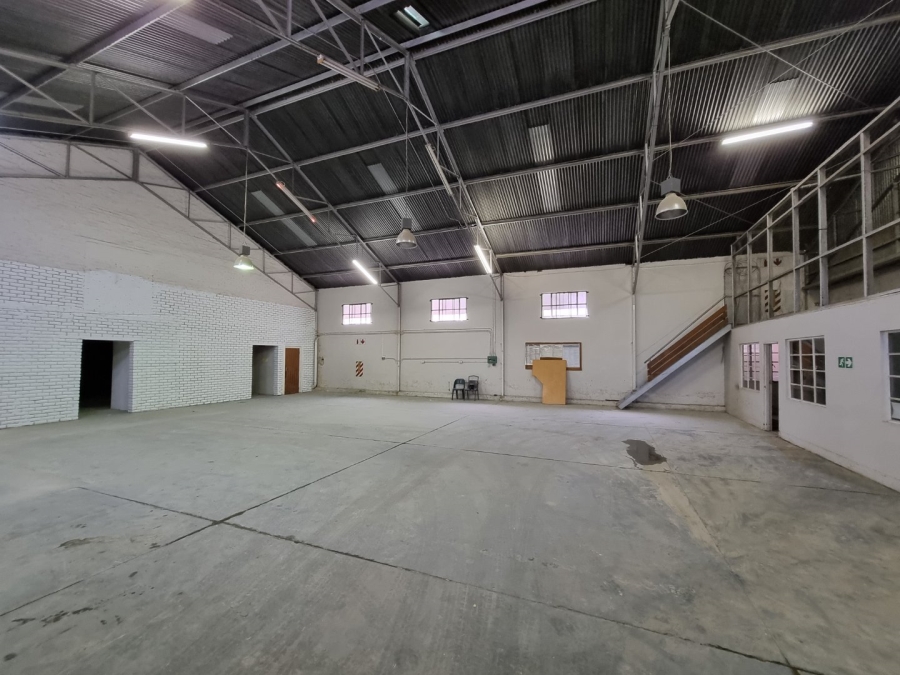 To Let commercial Property for Rent in Harrismith Free State